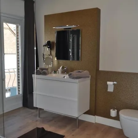 Amylia & Gratis Parking Bed and breakfast Wenduine