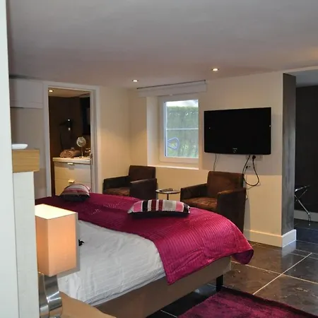 Bed and breakfast Amylia & Gratis Parking 3*