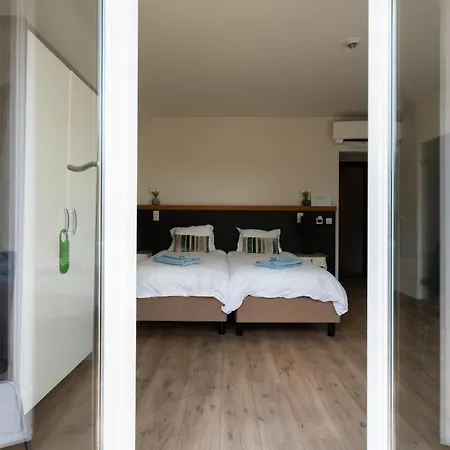 Nocleg ze śniadaniem Amylia & Gratis Parking 3*